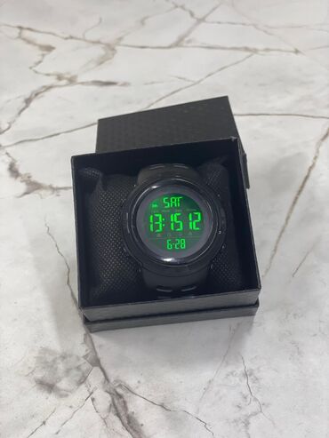наручные часы skmei: Спортивные часы противоударные водостойкие резиновый ремешок