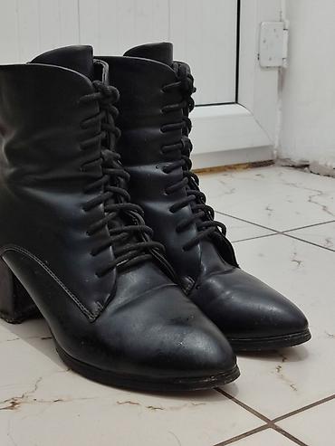 меняю на сапок: Ботинки, 39, Б/у, цвет - Черный — 3