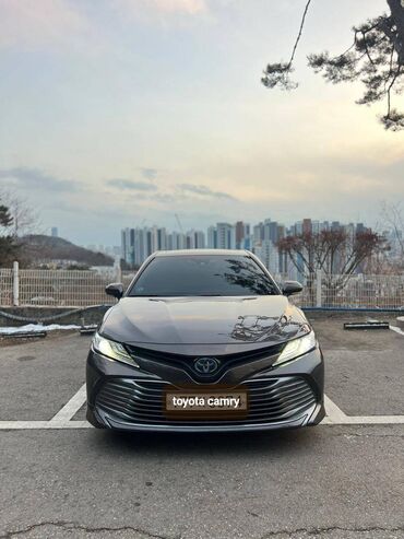 Toyota: Toyota Camry: 2020 г., 2.5 л, Вариатор, Гибрид, Седан