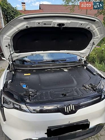 Weltmeister: Weltmeister W6, 2022 г., 98000 км, Передний, В наличии at lalafo.kg — 10 Weltmeister: Weltmeister W6, 2022 г., 98000 км, Передний, В наличии — 10