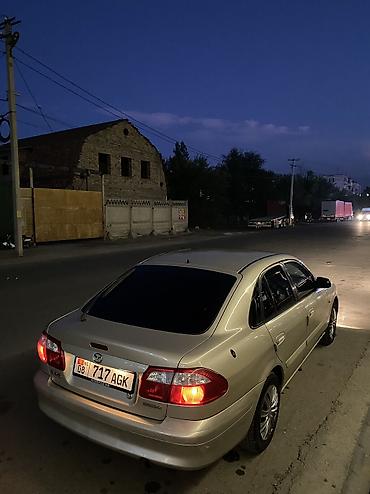 suzuki 200: Mazda Capella: 2000 г., 2 л, Механика, Газ, Хэтчбэк — 4