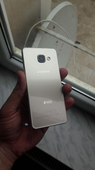 сотовый телефон fly ff179: Samsung Galaxy A3 2016, цвет - Желтый