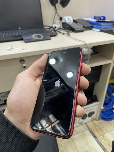 Apple iPhone: IPhone SE, 64 GB, Qırmızı, Barmaq izi, Simsiz şarj — 4