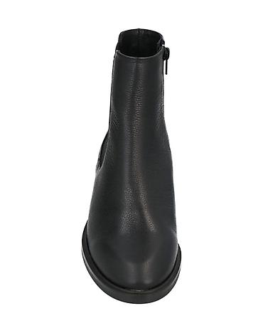 boot: CƏMİ 2-3 dəfə istifadə olunub. İspaniyadan alınıb və orda istehsal — 3