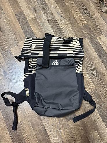 adidas original: Adidas brendli roll-top tipli bel çantası / sırt çantası. Dizaynı qara — 1
