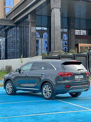 Унаа сатуу: Kia Sorento: 2018 г., 2 л, Автомат, Дизель, Кроссовер — 4
