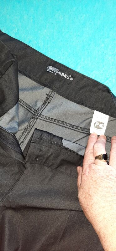 krem pantalone i crna kosulja: 5XL (EU 50), 6XL (EU 52), Normalan struk