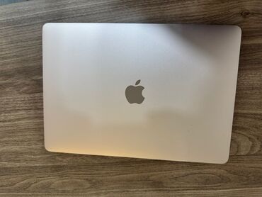 Apple MacBook: MacBook Air 13" Retina (2018) – Qızılı rəng Texniki xüsusiyyətlər: - — 10