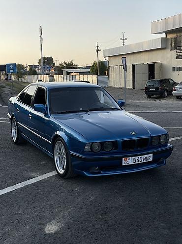 Унаа: BMW 5 series: 1991 г., 2.5 л, Кол менен иштөөчү, Бензин, Седан — 1