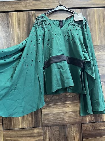 şalvar koynək: Zümrüd-yaşıl rəngdə zərif qadın bluz - Geniş, axıcı kəpənək/ponço — 1