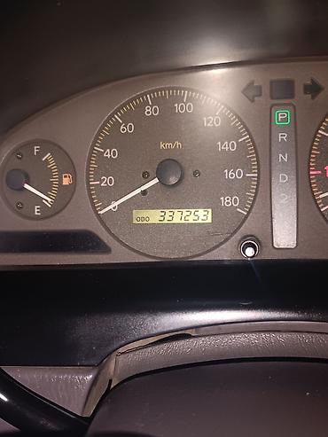 carina e: Toyota Gaia: 2000 г., 2 л, Автомат, Бензин, Минивэн — 9