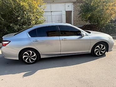 lexus es 2018: Honda Accord: 2017 г., 2.4 л, Автомат, Бензин, Седан — 1
