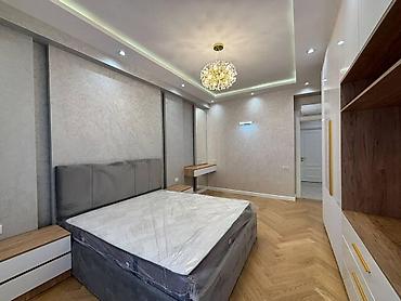 Дом и сад: İcarəyə verilir 3 otaqlı yeni tikili 130 m², Ağ şəhər q. Kateqoriya — 6