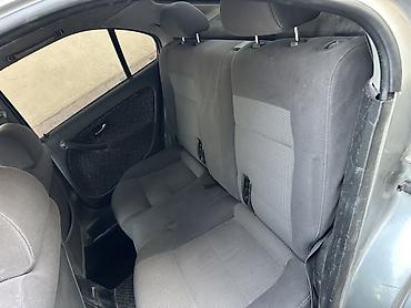 повреждённый автомобиль: Honda Civic: 1997 г., 1.5 л, Механика, Бензин, Седан — 10