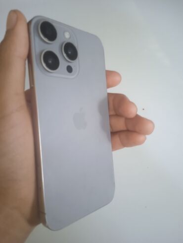 рассрочка телефон без банка ош: IPhone 15 Pro, Б/у, 128 ГБ, Jet Black, Защитное стекло, Чехол, Кабель, 100 %