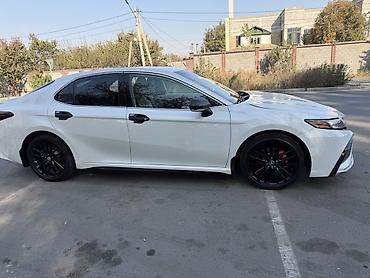 225 75 16: Toyota Camry: 2020 г., 2.5 л, Автомат, Бензин, Седан — 10
