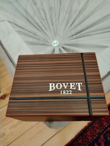 багги на радиоуправлении: Б/у, Наручные часы, Bovet, цвет - Золотой