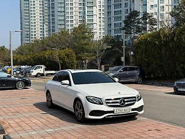 Mercedes-Benz: Mercedes-Benz E-Class: 2020 г., 2 л, Автомат, Бензин, Седан at lalafo.kg — 4 Mercedes-Benz: Mercedes-Benz E-Class: 2020 г., 2 л, Автомат, Бензин, Седан — 4