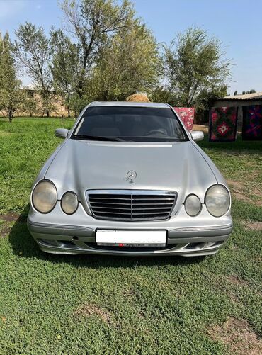 c class: Mercedes-Benz E-Class: 2000 г., 2.2 л, Автомат, Бензин, Седан