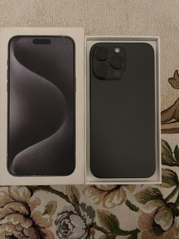 Qazanlar: IPhone 15 Pro, Black Titanium, Face ID