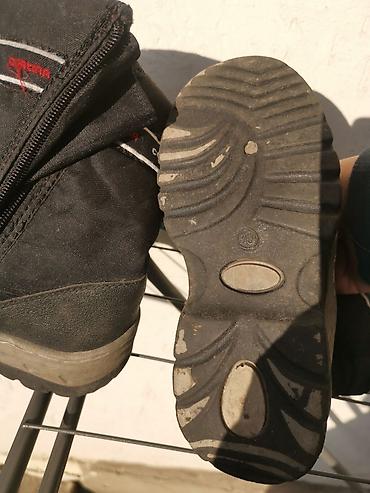 Детская обувь: Продаётся зимние сапоги для мальчика. Фирма Cortina. Б/у 33 размер, в — 14