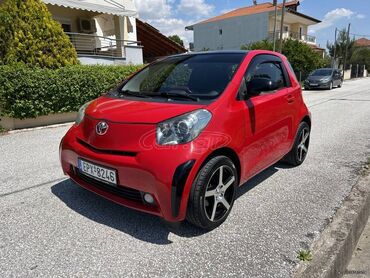 Toyota: Toyota iQ: 1.4 l. | 2010 έ. Χάτσμπακ