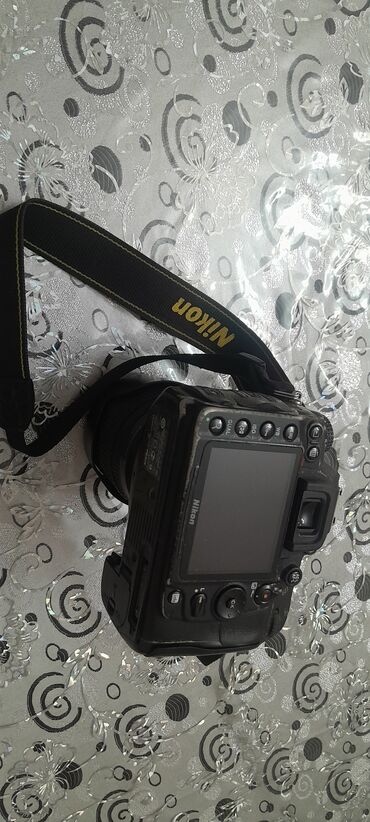 lg soyuducular qiymeti: Nikon d 7000 Satılır Bir daş verilir bir kart verilir çəkilişin də heç