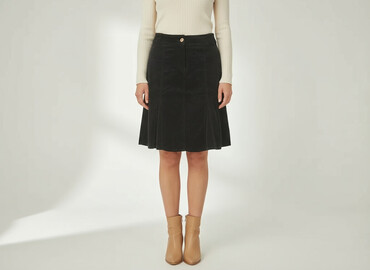 plisowane spódnice dla puszystych: Women`s skirt, size S