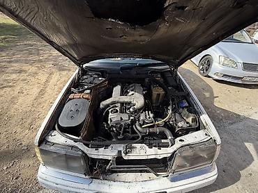 124 mers: Mercedes-Benz W124: 1989 г., 3 л, Механика, Дизель, Седан — 2