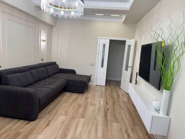 2 комнатные квартиры в бишкеке продажа: 2 бөлмө, 76 кв. м, Элитка, 13 кабат, Дизайнердик ремонт