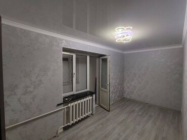 сдается квартира нижний джал: 2 бөлмө, 42 кв. м, Хрущевка, 4 кабат, Косметикалык ремонт