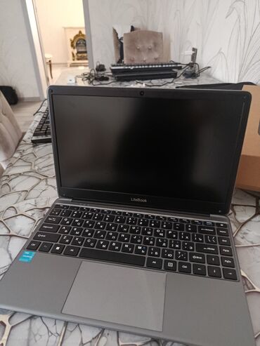 Digər noutbuklar və netbuklar: Intel Core i7, 8 GB, 11.6 " — 5