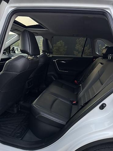 тойота alphard: Toyota RAV4: 2023 г., 2.5 л, Гибрид, Кроссовер — 8