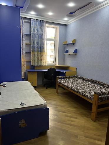 Uşaq mebeli: Uşaq/yeni yetmə otağı üçün mebel dəsti Tərkibi: - 4 qapılı yüksək — 2