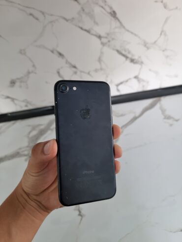 о номере телефона: IPhone 7, Б/у, 32 ГБ, 100 %
