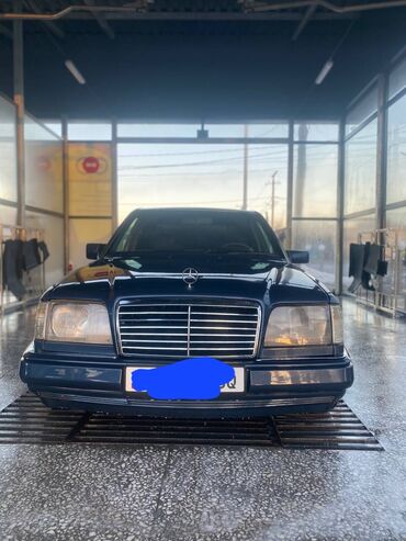 тормозные колодки мерс 210: Mercedes-Benz V 200: 1994 г., 2 л, Бензин