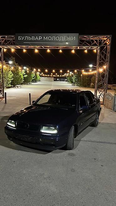 Volkswagen: Volkswagen Vento: 1999 г., 2 л, Механика, Бензин, Седан — 10