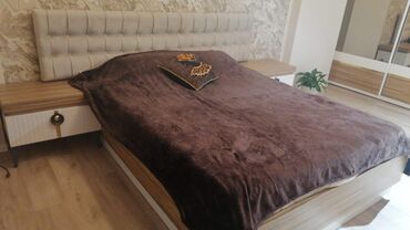 embawood tek carpayi: İkinəfərlik çarpayı, 2 tumba, Dolab, Komod