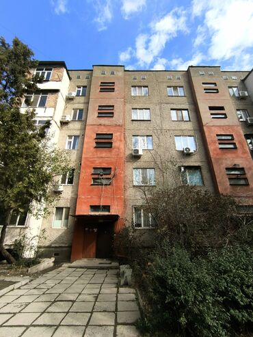 помешение под кафе: 3 комнаты, 71 м², 105 серия, 4 этаж, Косметический ремонт
