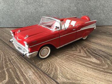 2107 modeli: Chevrolet bel air 1957 . Road legends 
Scale 1:18