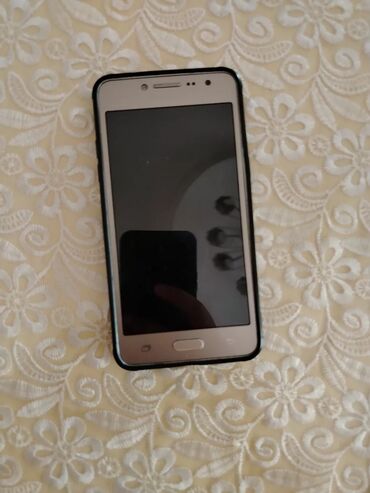 samsung s21 satılır: Samsung Galaxy J2 Prime, 8 GB, rəng - Gümüşü