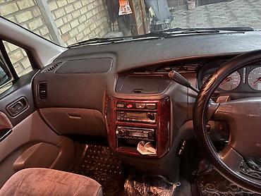 e6 3: Isuzu Filly: 2001 г., 3 л, Автомат, Дизель, Минивэн — 5