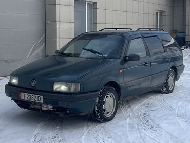 Volkswagen: Volkswagen Passat: 1989 г., 1.8 л, Механика — 1