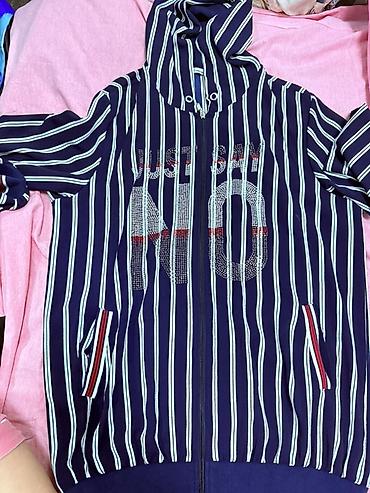 Отдам даром: Муктаж үй бүлөөгө бекер берилет Кыздын ботастары да бар размер 35,36 — 13