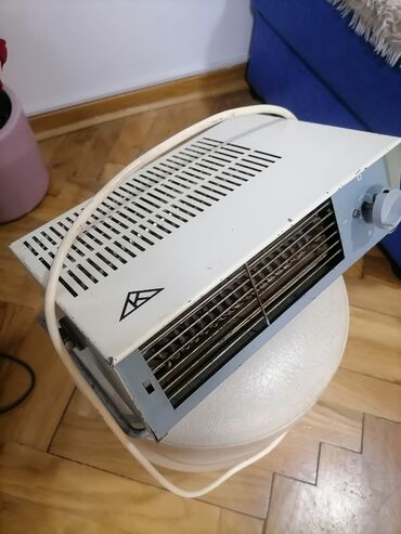 Kaloriferi: Grejalica duvaljka 2000 w ispravna Kontakt Zagreb
Mirjevo na lalafo.rs — 7 Kaloriferi: Grejalica duvaljka 2000 w ispravna Kontakt Zagreb
Mirjevo — 7