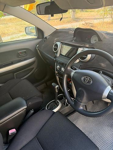 машина ист: Toyota Ist: 2003 г., 1.5 л, Автомат, Бензин, Хэтчбэк — 5