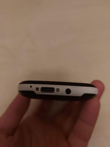 telefon naftalan: Fly Ezzy, < 2 GB Memory Capacity, rəng - Qara, İki sim kartlı — 3
