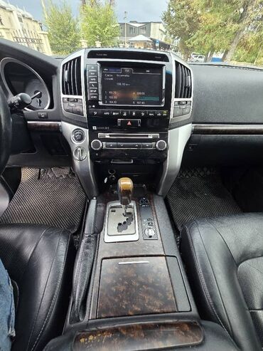 куплю toyota land cruiser: Toyota Land Cruiser: 2013 г., 4.5 л, Автомат, Дизель, Внедорожник