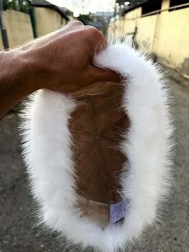 Baş geyimləri: Yeni, qış üçün dəbli rəngarəng peluş monqol papaqlar. Hər biri — 7