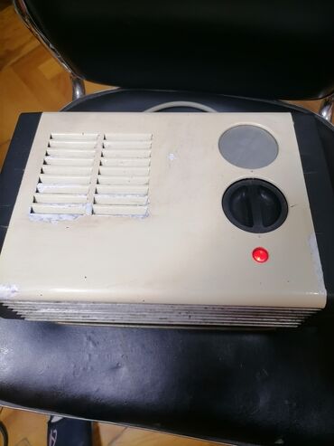 Kaloriferi: Grejalica duvaljka 2000 w ispravna Sever. Ispravna grejalica
 Mirjevo — 4